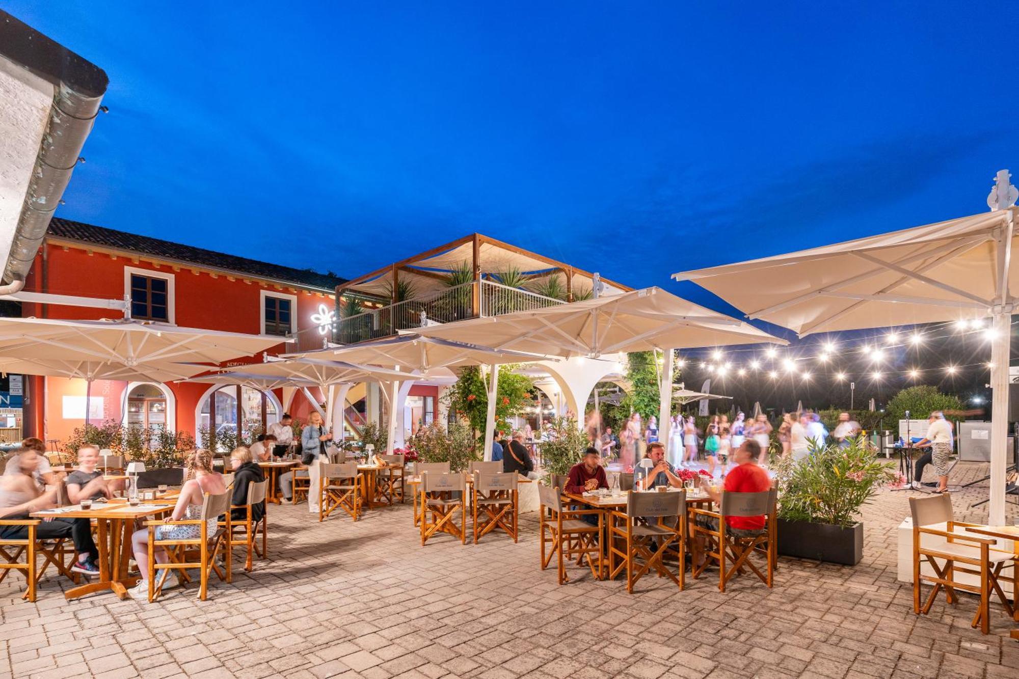 Отель Club Del Sole Viareggio Family Collection Торре-дель-Лаго-Пуччини Экстерьер фото